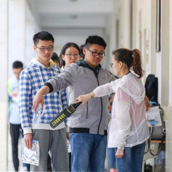 高考手機(jī)探測(cè)門(mén)